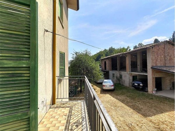 casa indipendente in vendita a Lugagnano Val d'Arda