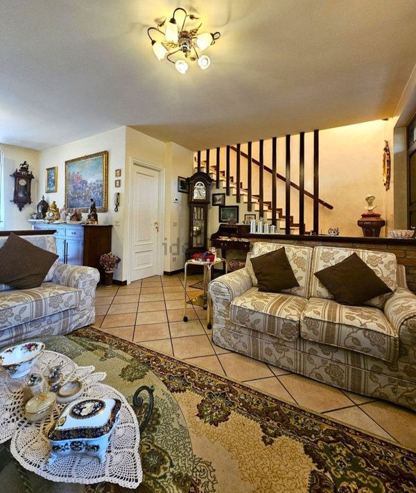 casa indipendente in vendita a Lugagnano Val d'Arda