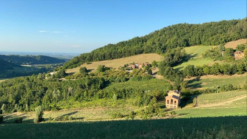 casa indipendente in vendita a Lugagnano Val d'Arda in zona Chiavenna Rocchetta