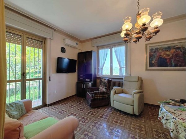 casa indipendente in vendita a Lugagnano Val d'Arda