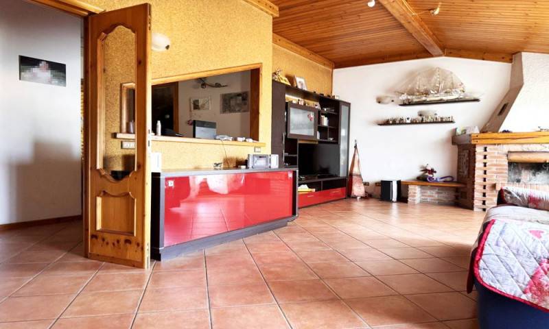 casa indipendente in vendita a Lugagnano Val d'Arda