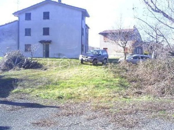 casa indipendente in vendita a Lugagnano Val d'Arda
