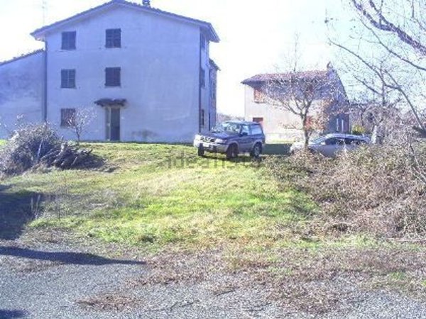 pentavano in vendita a Lugagnano Val d'Arda