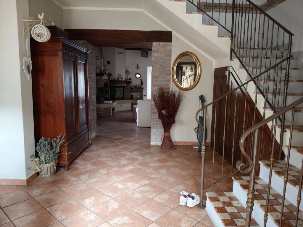 casa indipendente in vendita a Lugagnano Val d'Arda