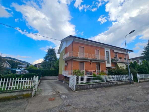 appartamento in vendita a Lugagnano Val d'Arda