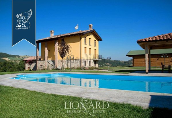 casa indipendente in vendita a Lugagnano Val d'Arda