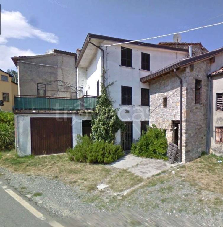 appartamento in vendita a Lugagnano Val d'Arda in zona Vicanino