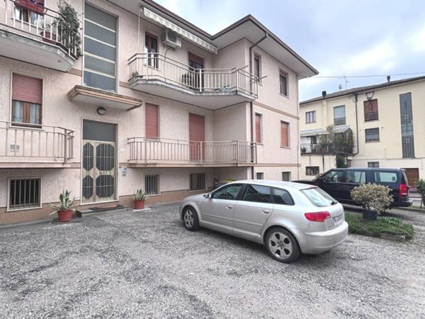 appartamento in vendita a Lugagnano Val d'Arda
