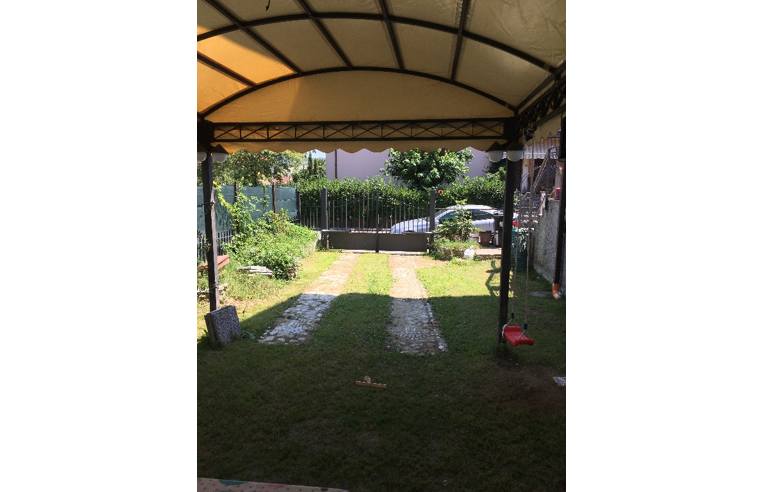 casa indipendente in vendita a Lugagnano Val d'Arda