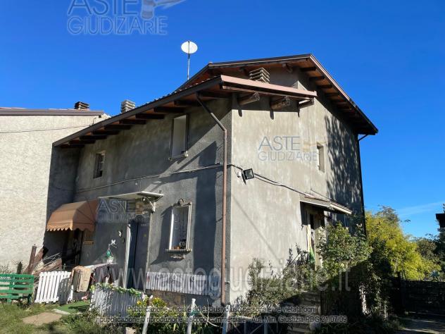terreno edificabile in vendita a Lugagnano Val d'Arda