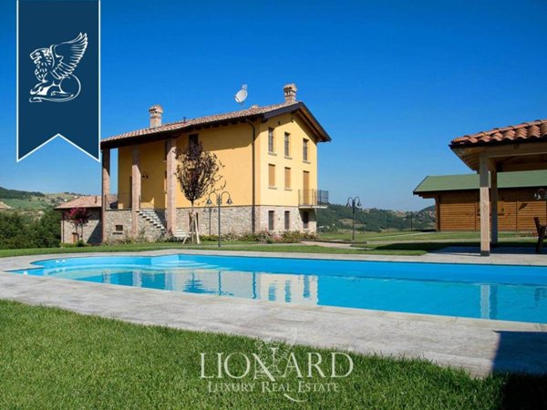 negozio in vendita a Lugagnano Val d'Arda