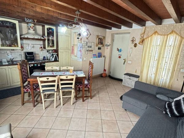 appartamento in vendita a Lugagnano Val d'Arda