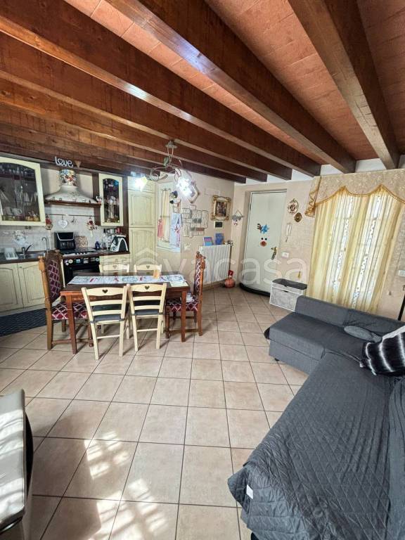 appartamento in vendita a Lugagnano Val d'Arda