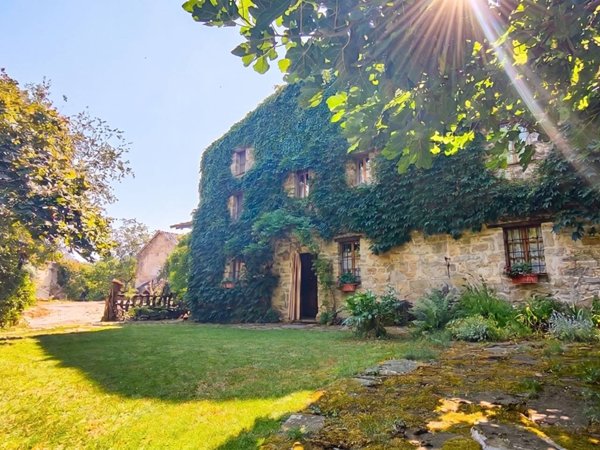 casa indipendente in vendita a Lugagnano Val d'Arda