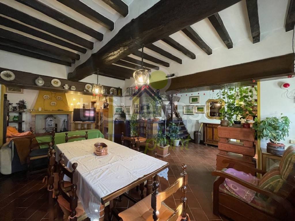 casa indipendente in vendita a Monticelli d'Ongina