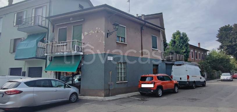 casa indipendente in vendita a Monticelli d'Ongina