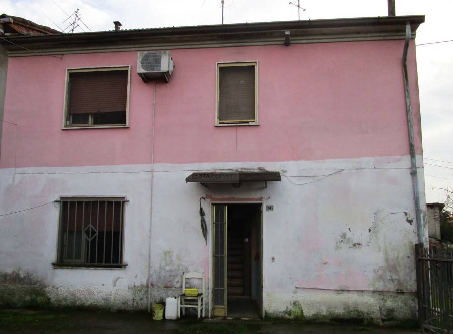 casa indipendente in vendita a Monticelli d'Ongina