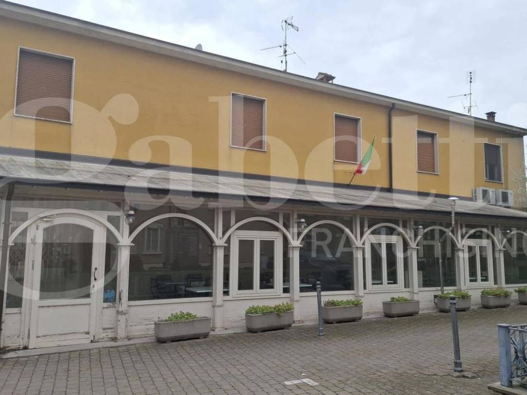 intera palazzina in vendita a Monticelli d'Ongina