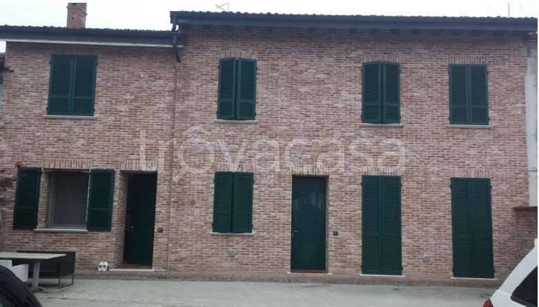 casa indipendente in vendita a Monticelli d'Ongina