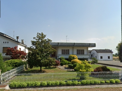 casa indipendente in vendita a Monticelli d'Ongina