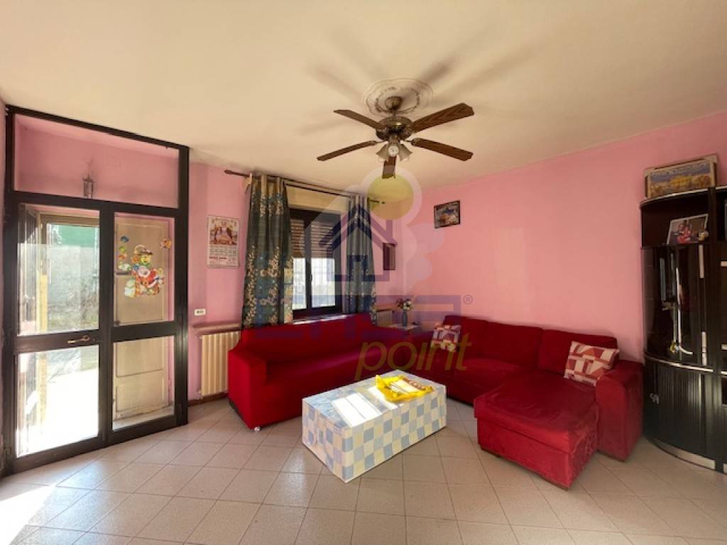 casa indipendente in vendita a Monticelli d'Ongina