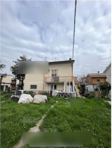 casa indipendente in vendita a Monticelli d'Ongina