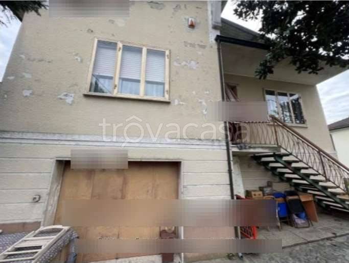 casa indipendente in vendita a Monticelli d'Ongina