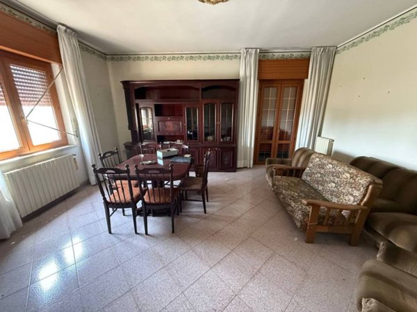 casa indipendente in vendita a Monticelli d'Ongina