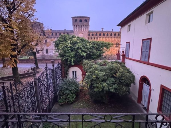 casa indipendente in vendita a Monticelli d'Ongina