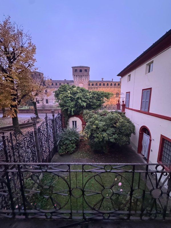 casa indipendente in vendita a Monticelli d'Ongina in zona Fogarole