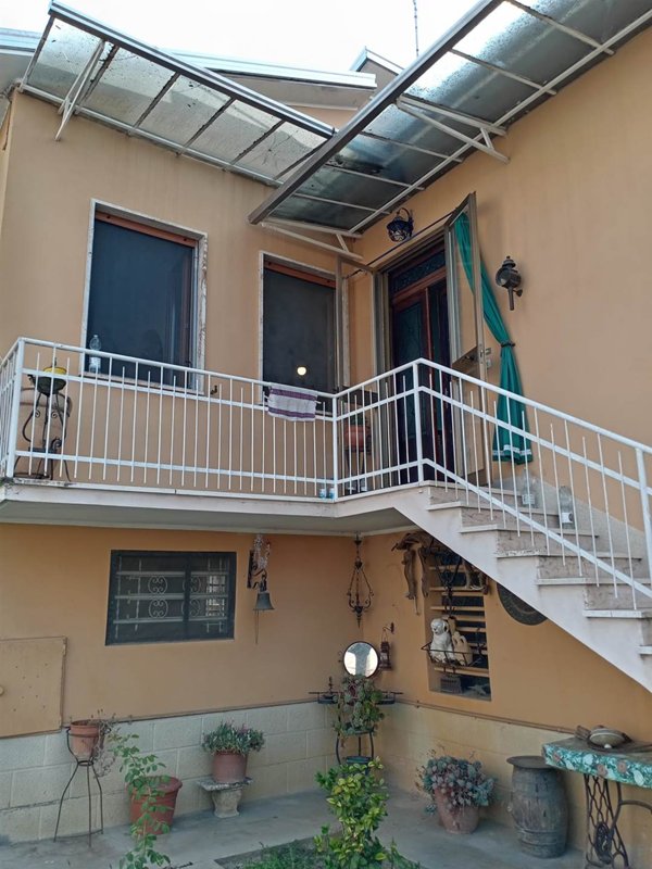 casa indipendente in vendita a Monticelli d'Ongina