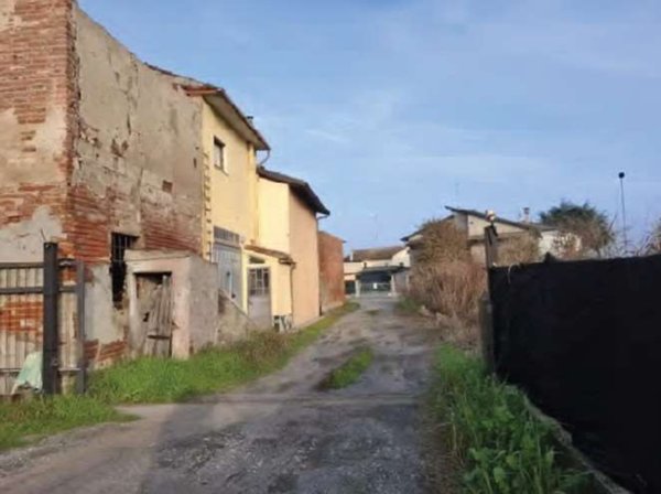 casa indipendente in vendita a Monticelli d'Ongina in zona Fogarole