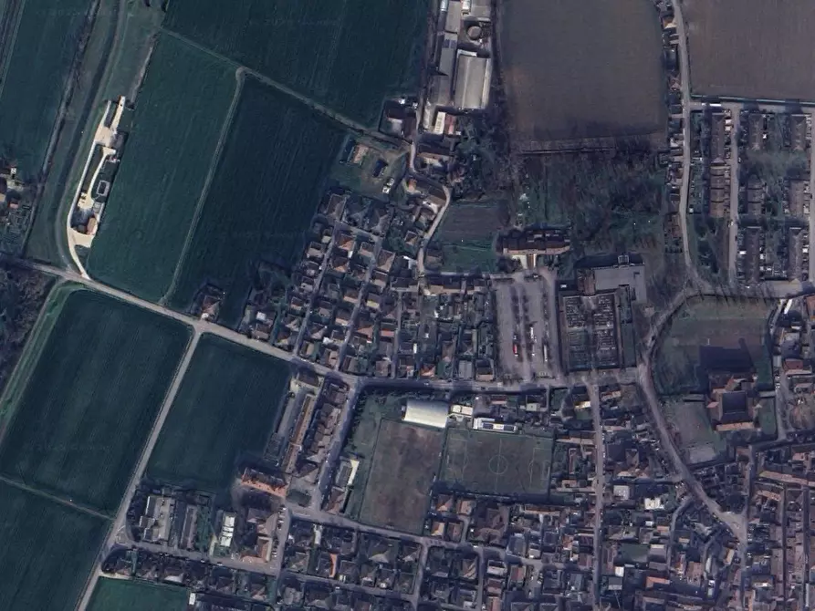 casa indipendente in vendita a Monticelli d'Ongina