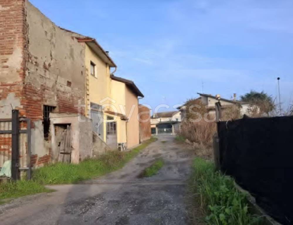 appartamento in vendita a Monticelli d'Ongina in zona Fogarole