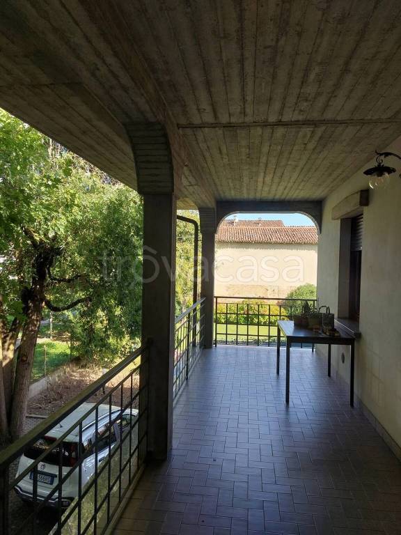 casa indipendente in vendita a Monticelli d'Ongina in zona San Nazzaro