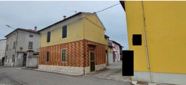 casa indipendente in vendita a Monticelli d'Ongina
