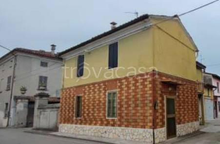 appartamento in vendita a Monticelli d'Ongina in zona San Nazzaro