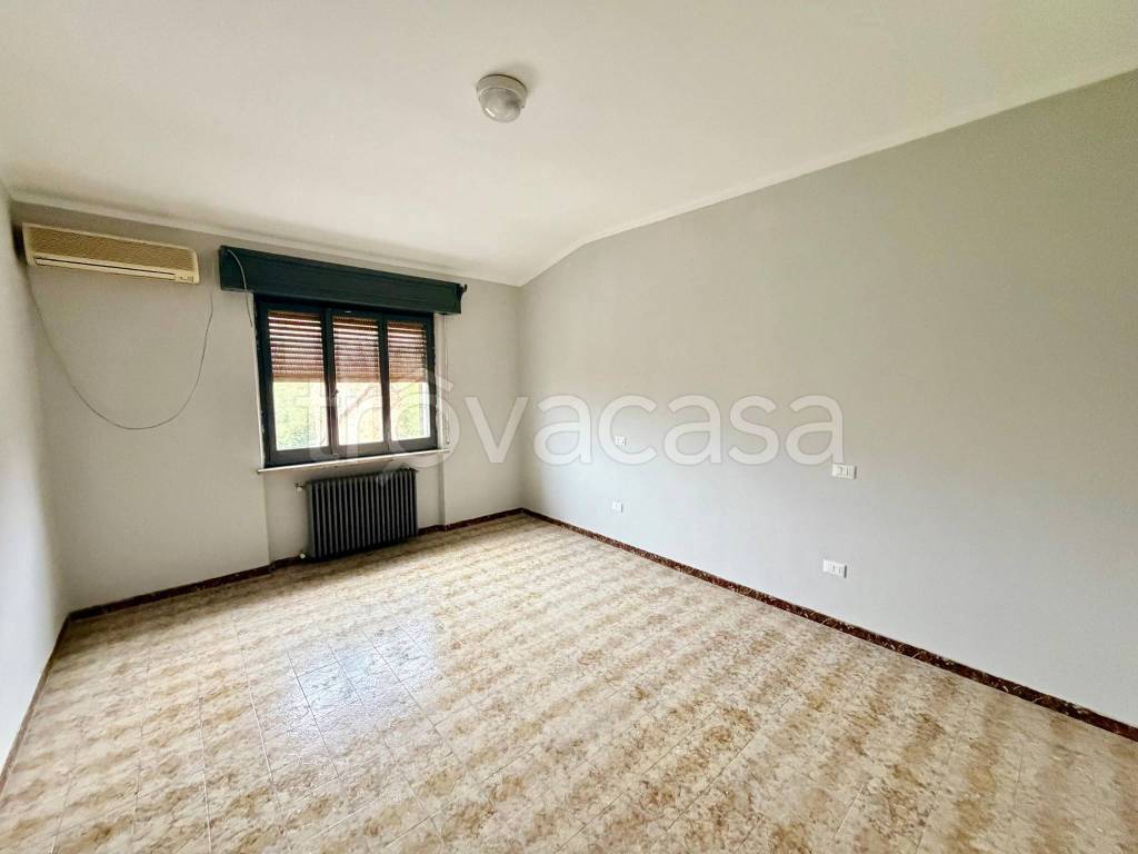 casa indipendente in vendita a Monticelli d'Ongina