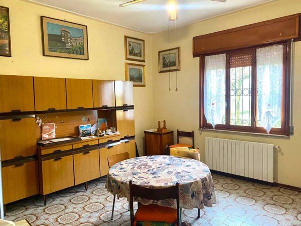 casa indipendente in vendita a Monticelli d'Ongina in zona Fogarole