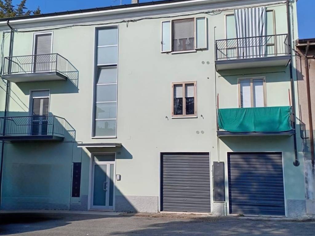 intera palazzina in vendita a Monticelli d'Ongina
