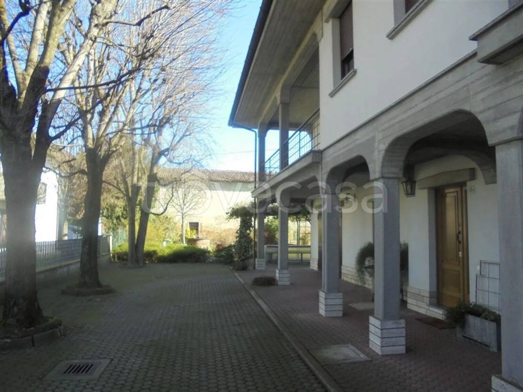 casa indipendente in vendita a Monticelli d'Ongina