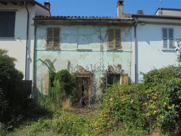 appartamento in vendita a Monticelli d'Ongina in zona Fogarole