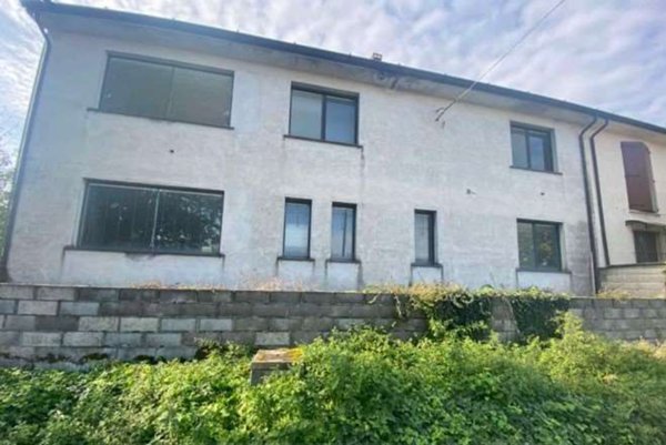 casa indipendente in vendita a Monticelli d'Ongina in zona Isola Serafini