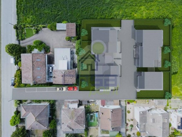 casa indipendente in vendita a Monticelli d'Ongina in zona Fogarole