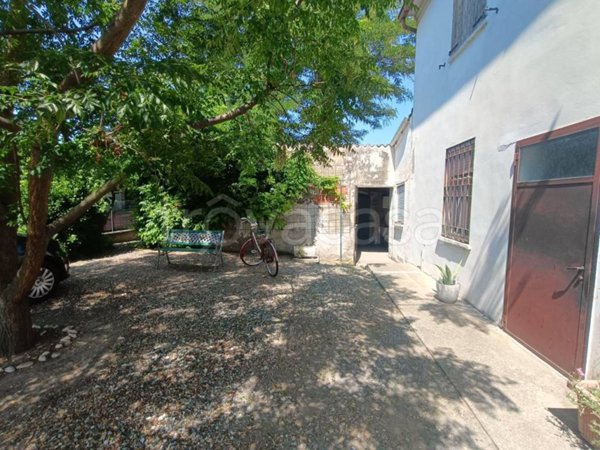 casa indipendente in vendita a Monticelli d'Ongina