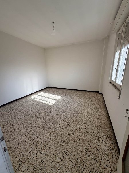 casa indipendente in vendita a Monticelli d'Ongina in zona Isola Serafini