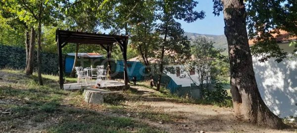 casa indipendente in vendita a Morfasso in zona Sperongia