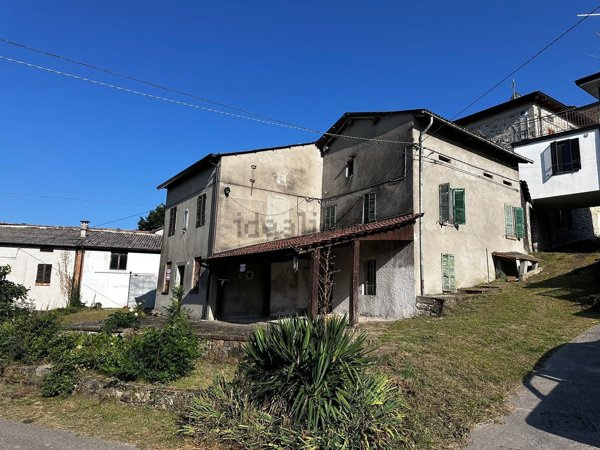 casa indipendente in vendita a Morfasso