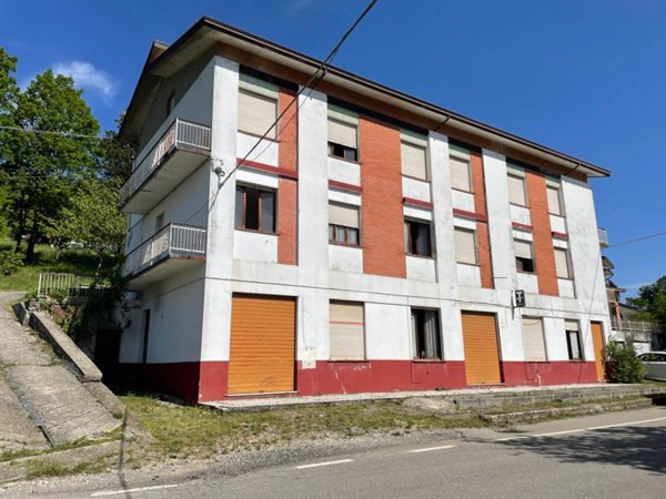 intera palazzina in vendita a Morfasso