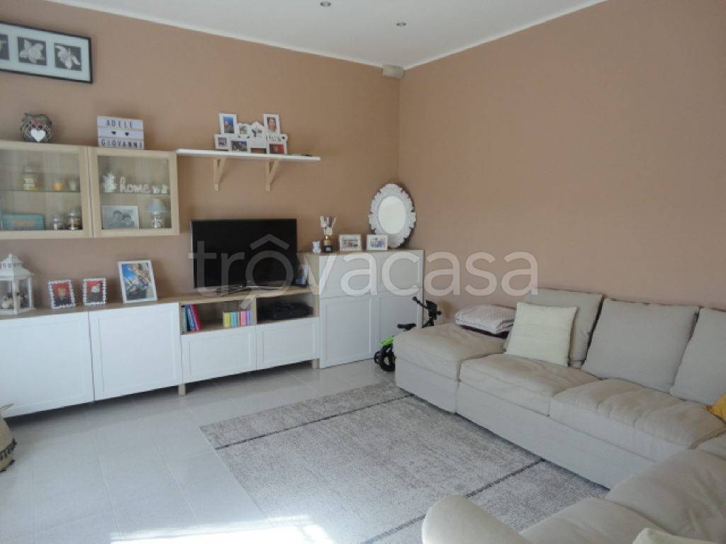 casa indipendente in vendita a Morfasso in zona San Michele